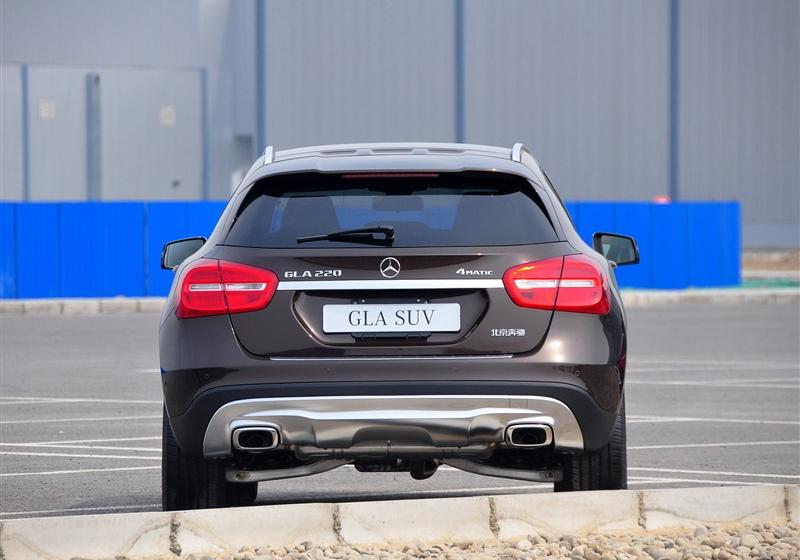 2015 GLA 220 4MATIC 