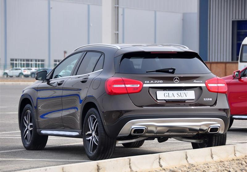 2015 GLA 220 4MATIC 