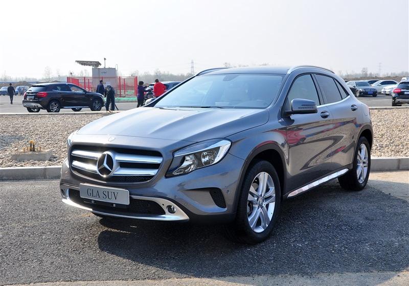 2015 GLA 200 